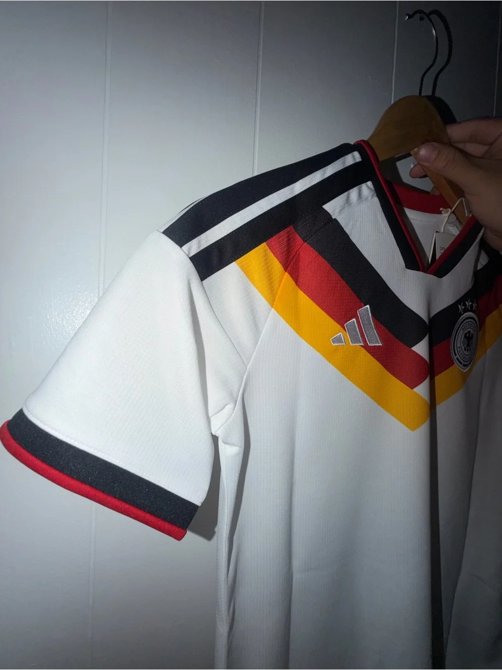 Kids Germany jersey Size M (11-12Y)